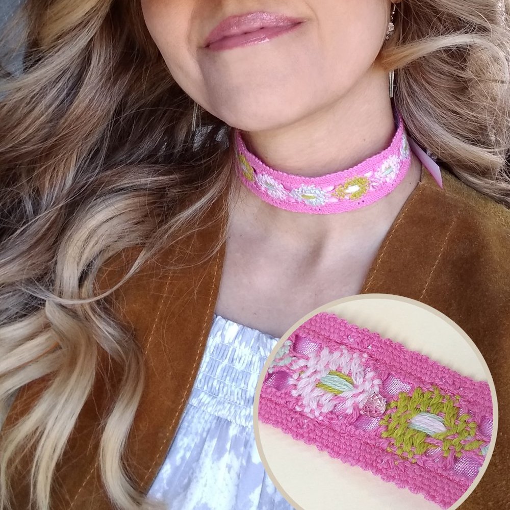 Choker Necklace Pink Vintage Lace - New & Handmade - Boho, Ribbon Ties Bow